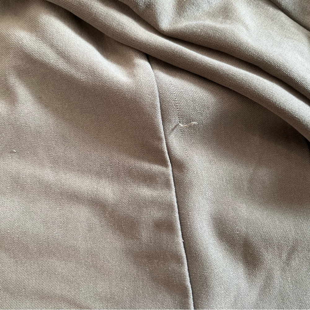 Fabletics Olive Green athletic set - Picture 10 of 11
